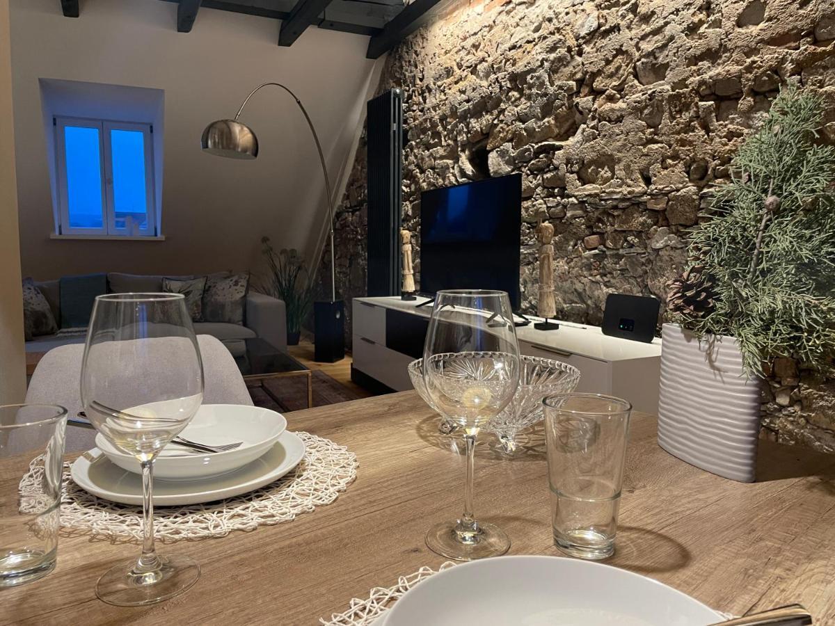 Voh Super Exklusives Loft, Zentral, Smart-Tv, Parkplatz Apartment Vohenstrauss Luaran gambar